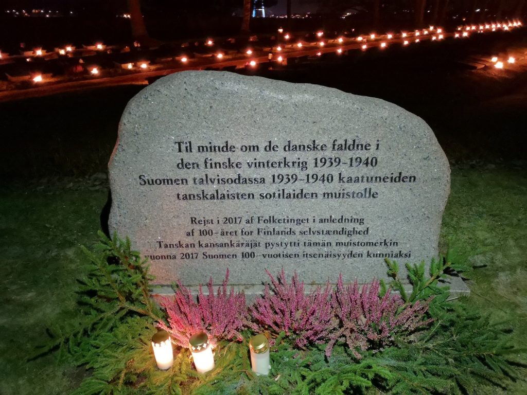 Memorial to fallen Danish soldiers in World War II, in cemetery in Helsinki