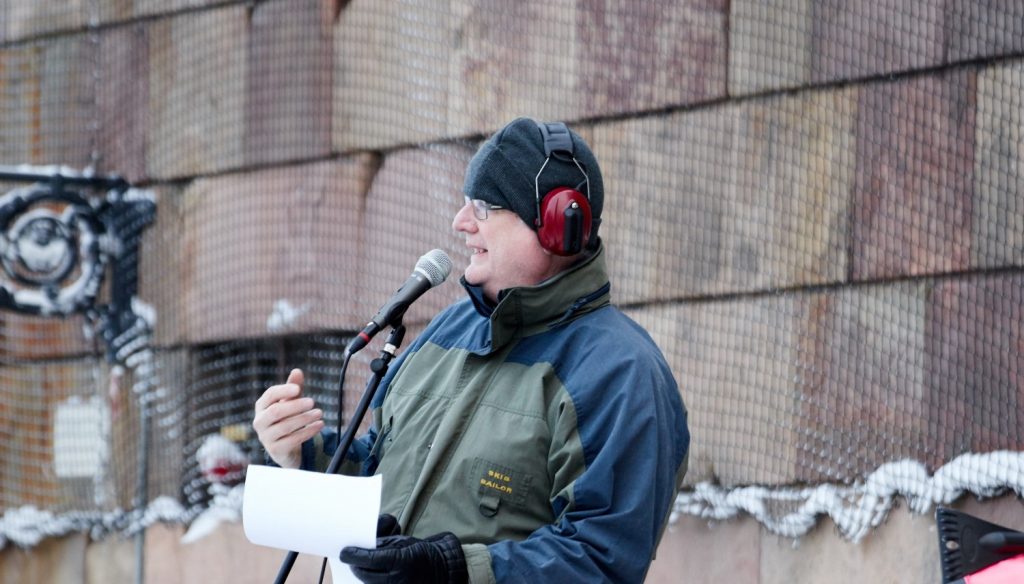 Dr Thomas Jackson speaks at Mynttorget demonstration in Stockholm
