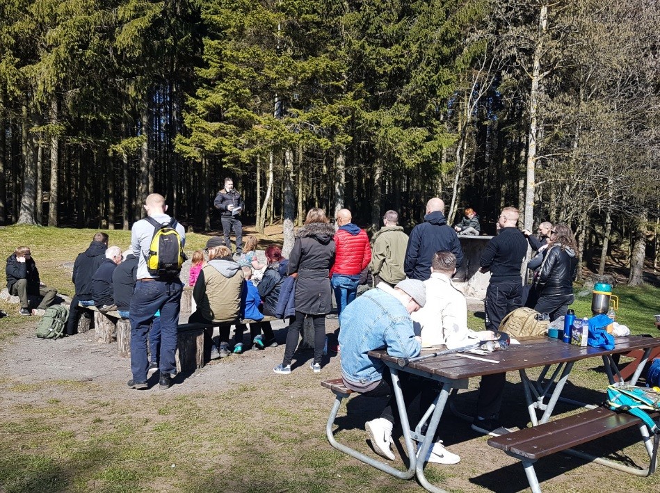 Nordic Resistance Movement Nest 2 family outdoor quiz and barbeque