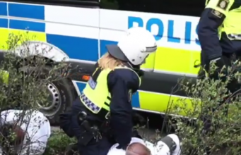 Police van runs over Nordic Resistance Movement activist’s foot during 1 May demonstration in Kungalv