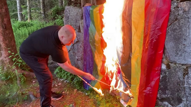 Homo lobby flag burning
