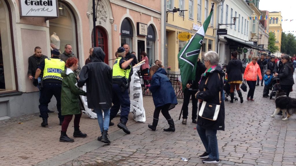 Police attack NRM activity in Kalmar, Sweden