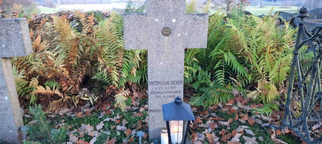 Sven Erik Rehn gravestone, Malmköping, Sweden