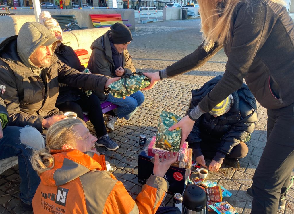 The Nordic Resistance Movement distributes Christmas presents to homeless Swedes in Helsingborg