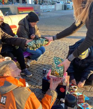 The Nordic Resistance Movement distributes Christmas presents to homeless Swedes in Helsingborg