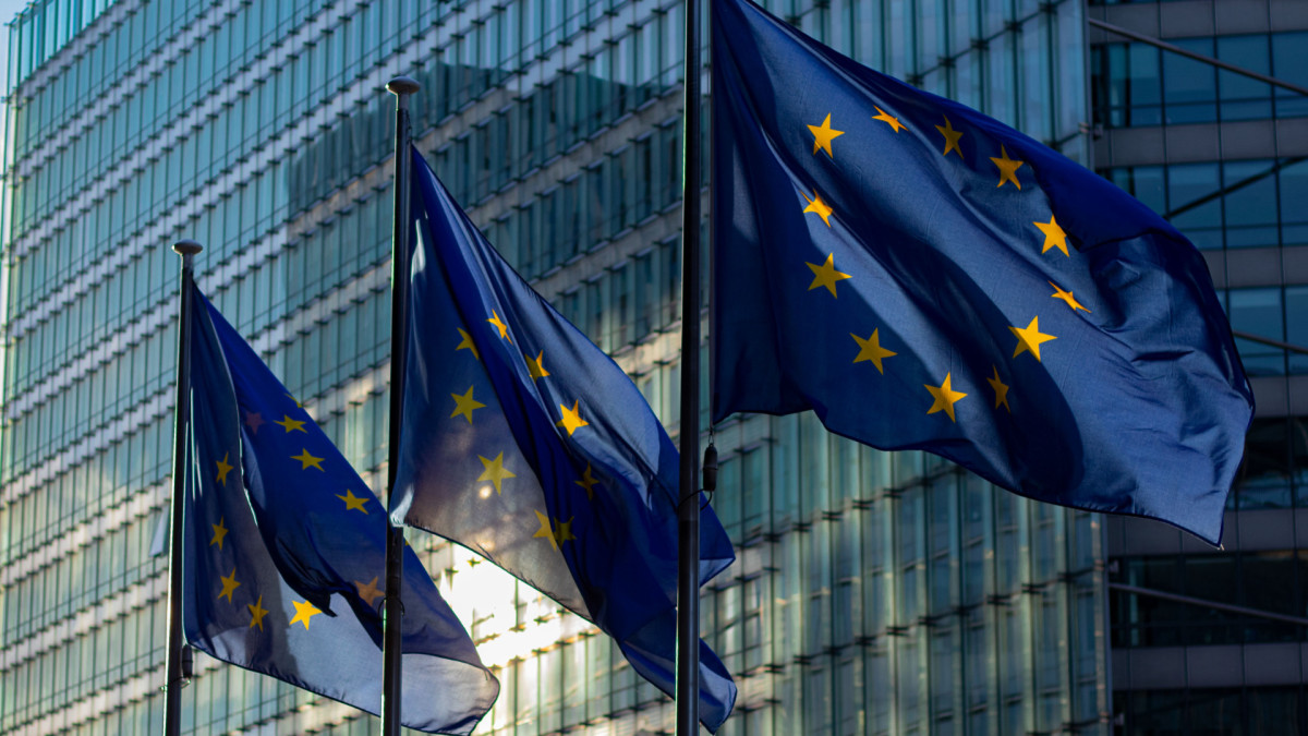 El Reglamento de Mercados Digitales se ha convertido en una de las principales herramientas europeas para ordenar el poder de las grandes plataformas tecnológicas.